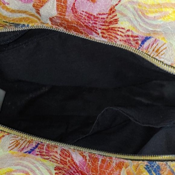 Vans purse - Picture 2 of 3